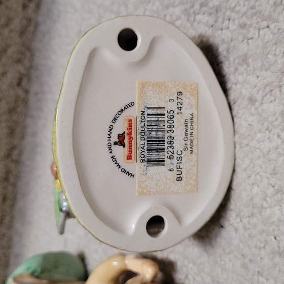 Bunnykins Royal Doulton Figurines - Picture 6 of 9